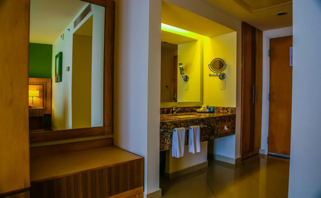 Holiday Inn Tuxpan - Convention Center by IHG