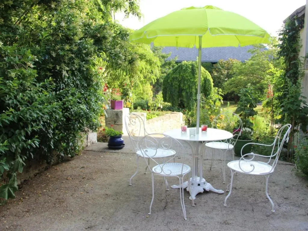 Gîte rural proche châteaux, animaux bienvenus, grand jardin - FR-1-381-68