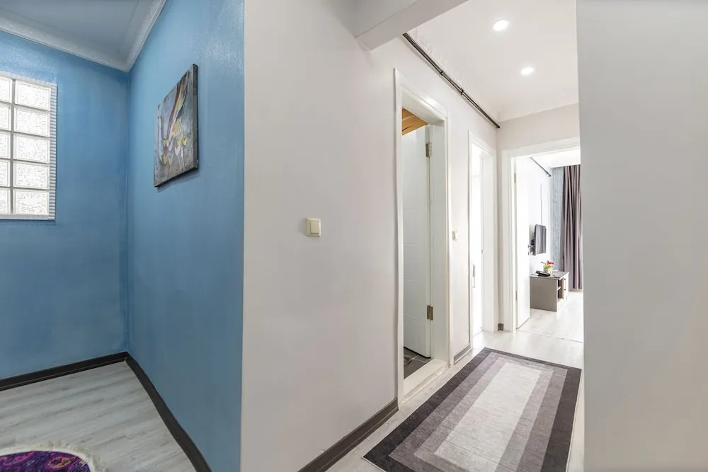 Zer Suites