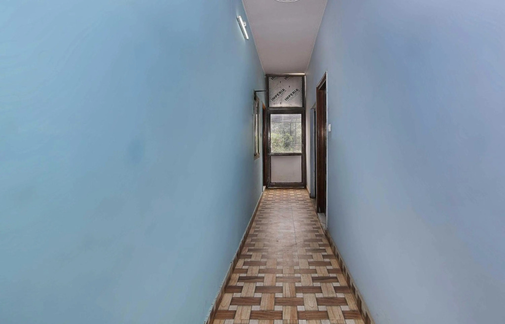 Super OYO 9928 Hotel Haveli Inn1
