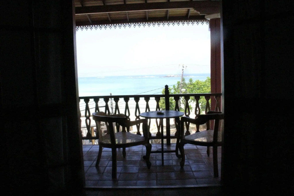 Hotel Neptune Bay unawatuna beach