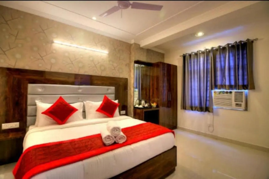 Hotel Ark-Of-Avalon Near Delhi Airport
