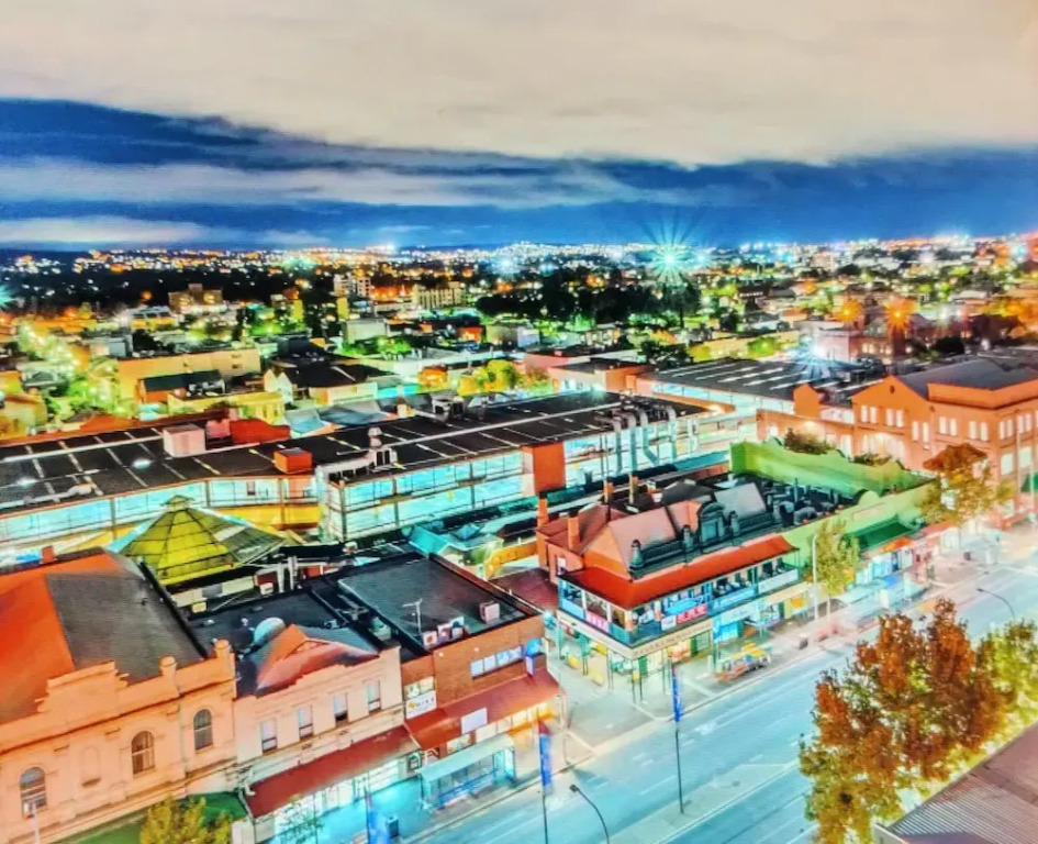 Adelaide Central Skyline Panoramic Suite