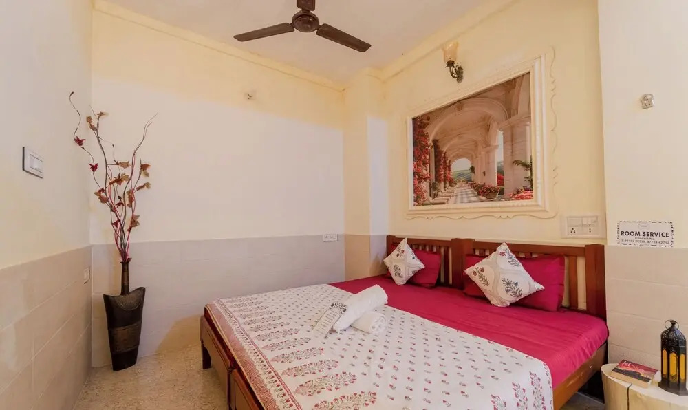 Travellers Village Resort -City Centre Near Jal Mahal Jaipur
