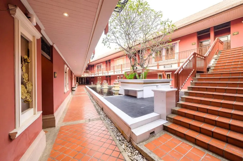 RedDoorz Plus Ruen Rattana Resort