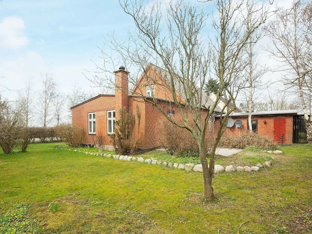 Snug Holiday Home in Lolland near Sea