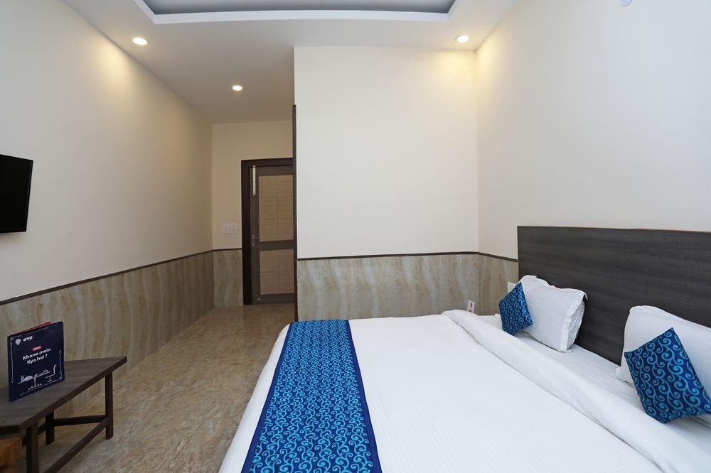 OYO Townhouse 782 Hotel kalinga Sector 66