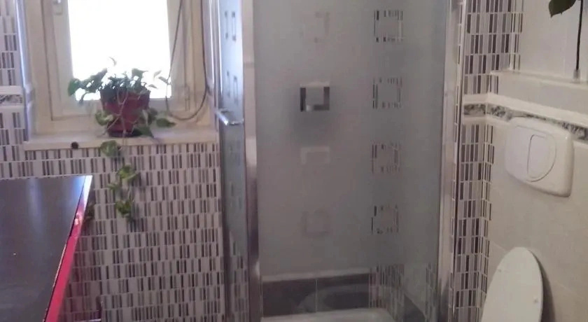 Interno 5