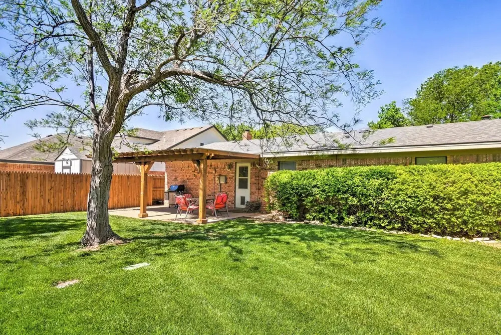 Unique Ranch-style Home < 2 Mi to Downtown!