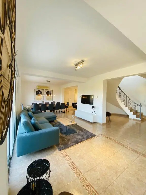 Acropolis Villa 8