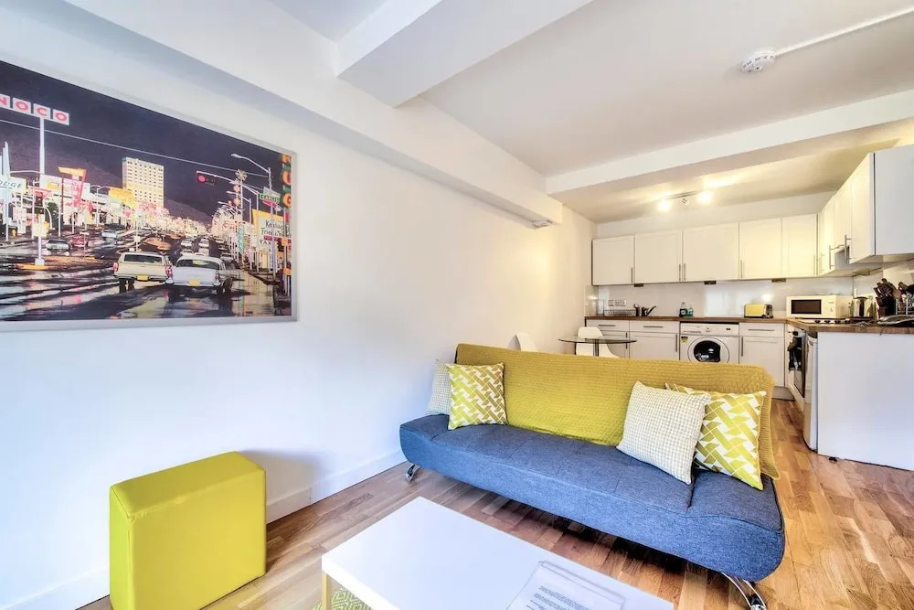 Stylish Central Apartment Near Royal Mile