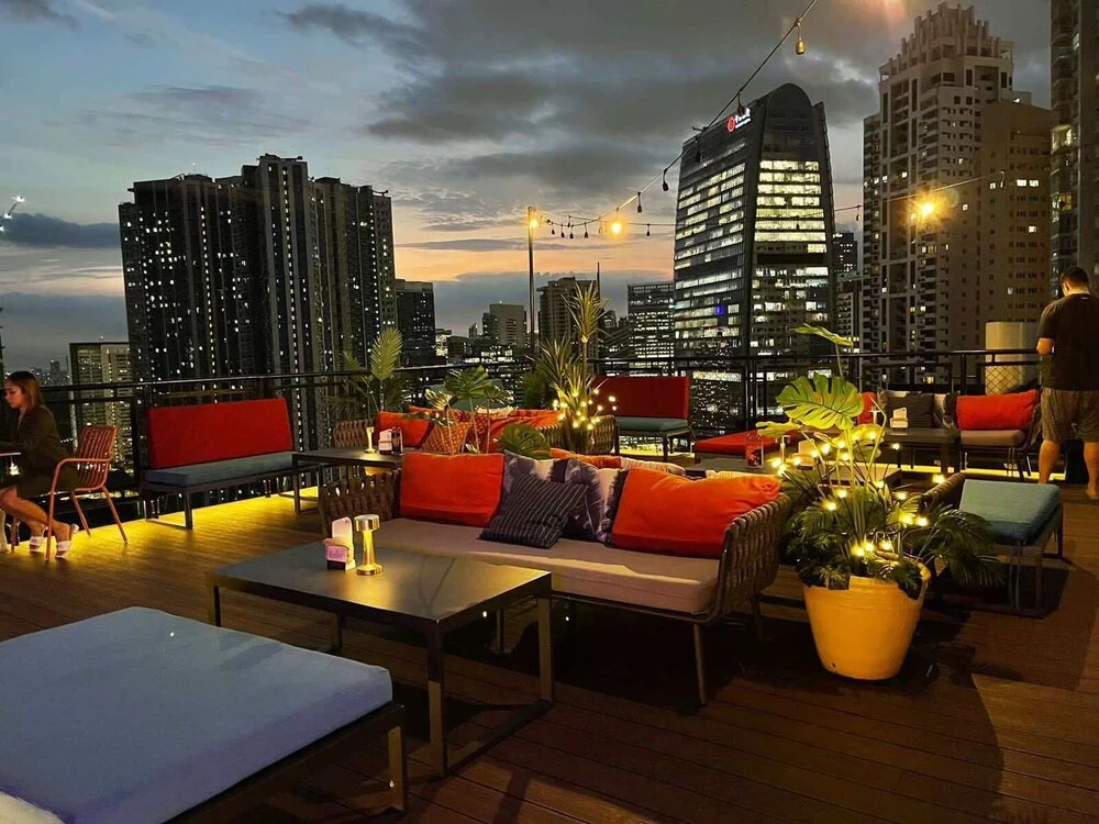 The Residences at BCCT by Stays PH Cozy retreat with hotel-style comforts and convenience, best location in BGC