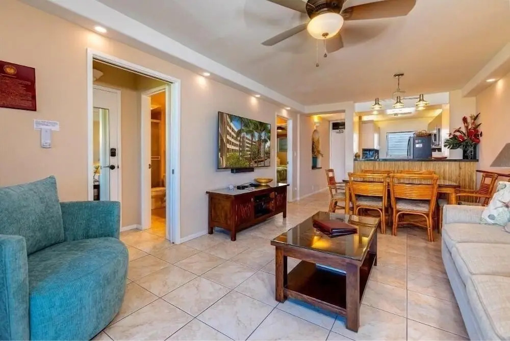 Royal Mauian, #205 2 Bedroom Condo by RedAwning