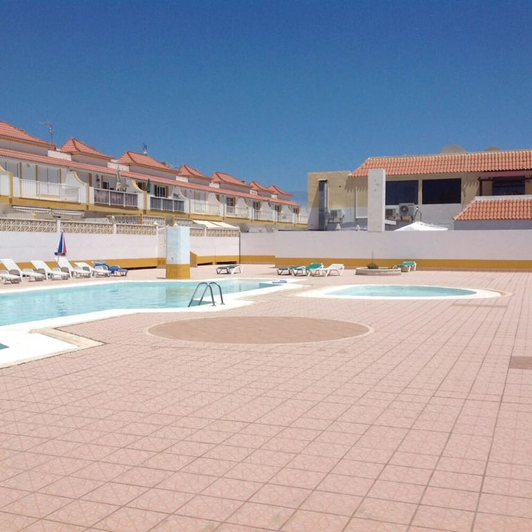 Apartment With 2 Bedrooms in Castillo Caleta de Fuste, With Pool Acces