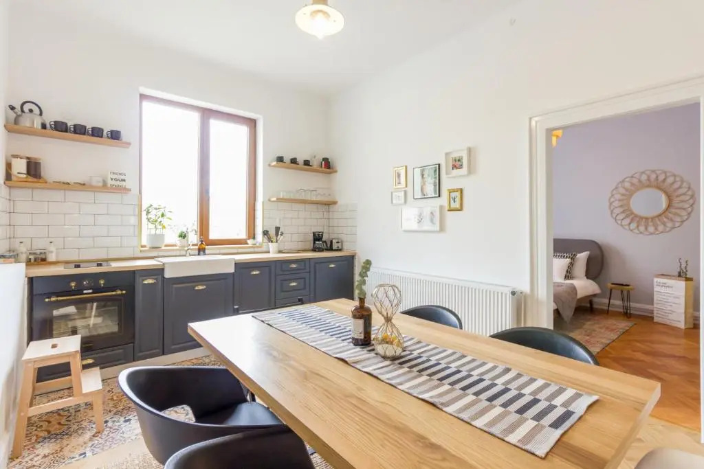 City Chic 3 Bedroom Apartment