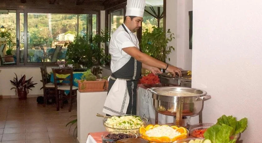 Alonakia Hotel