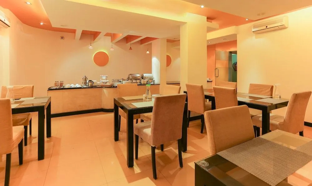 White Canvas Hotel