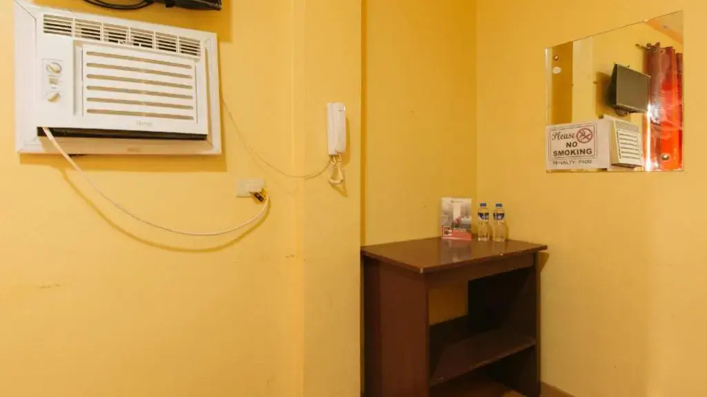 RedDoorz near SM Batangas City