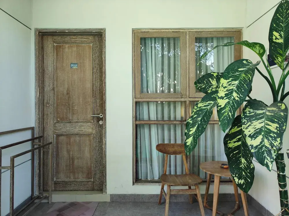 Manuver Surf and Stay Uluwatu Bali