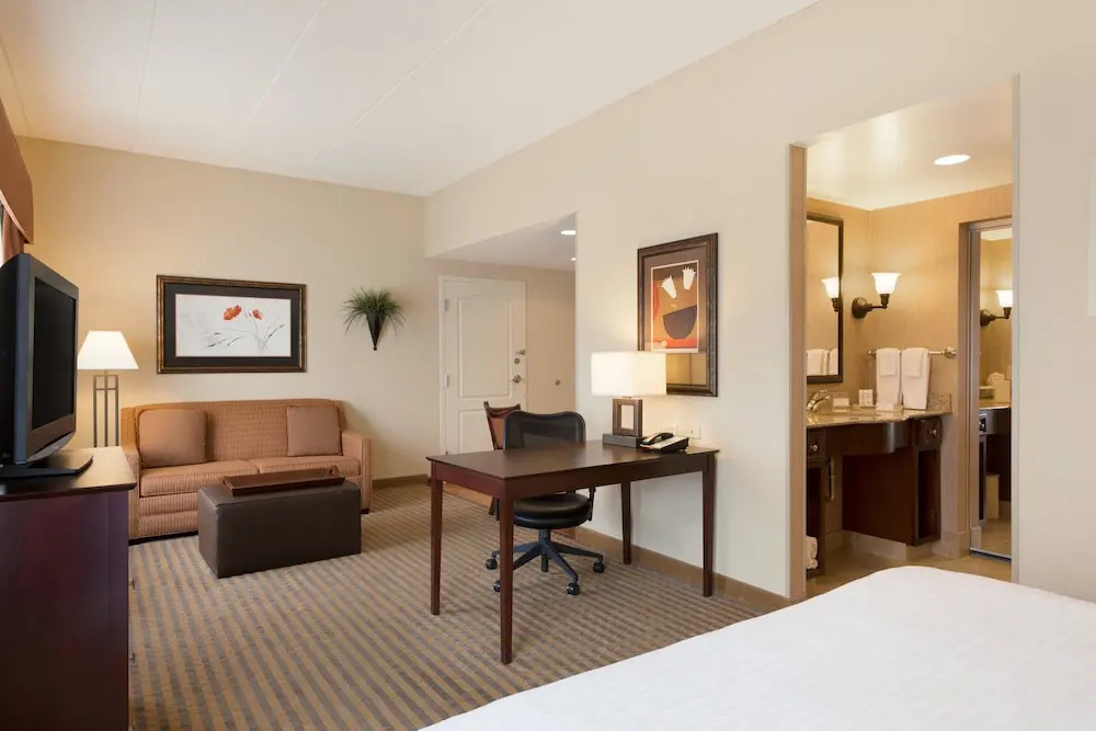 Homewood Suites New Brighton