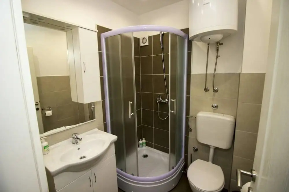Apartments & Rooms Villa Zaad FREE PRIVATE PARKING