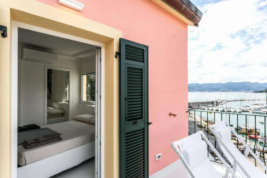 Al Molo Sea View Rooms