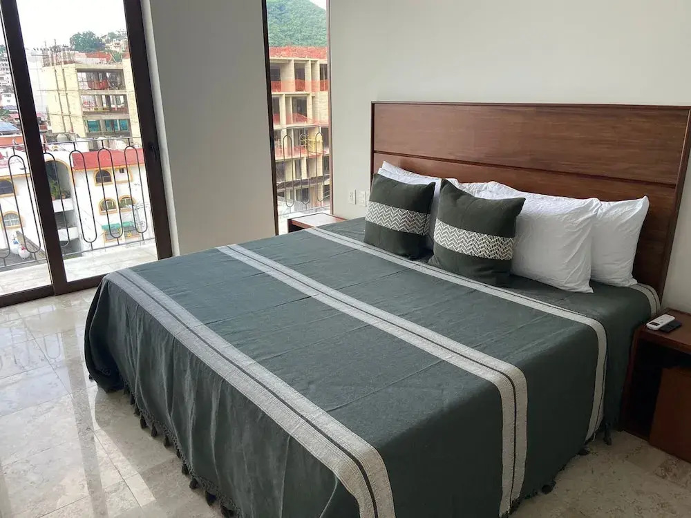Francisca Luxury Suites