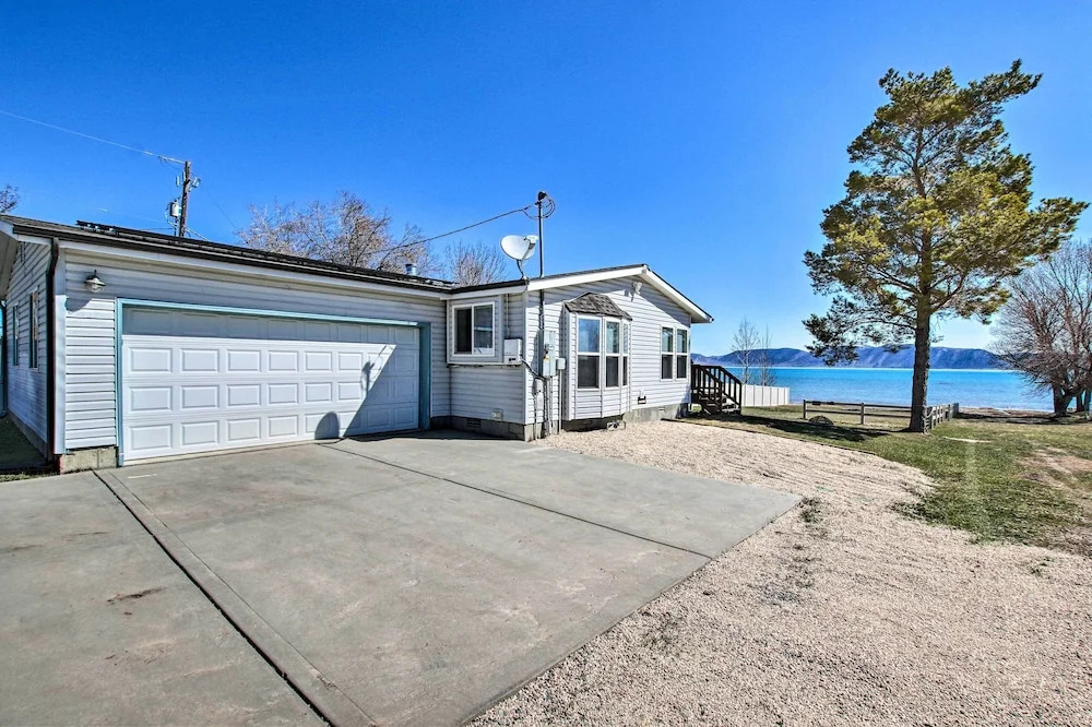 Spacious Family Home w/ Kayak + Deck on Bear Lake!