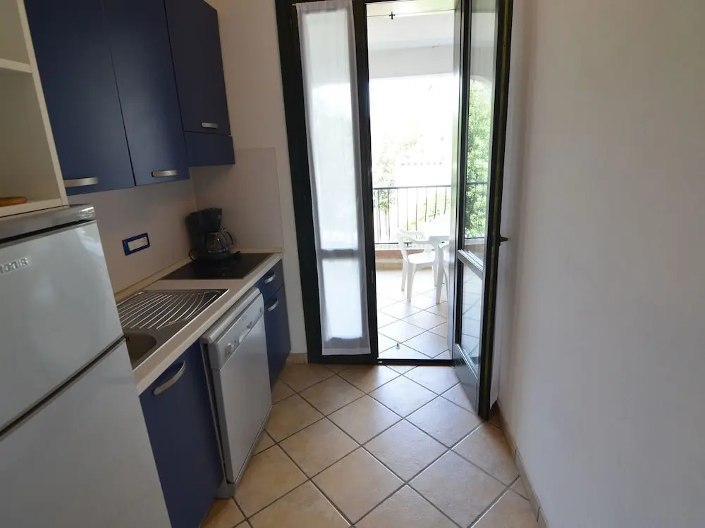 Apartment Suitable for Families in a Cozy Seaside Resort