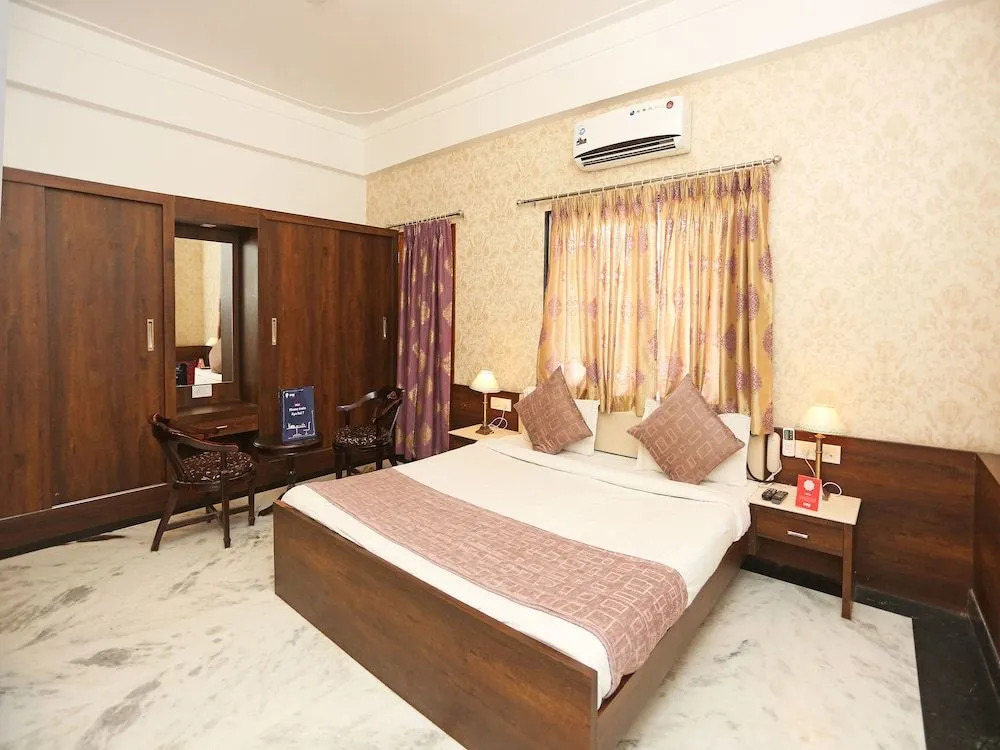 OYO 3540 Hotel Forever Rooms