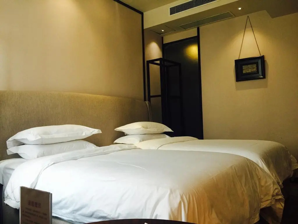 Wuhan Haiting Longan Hotel