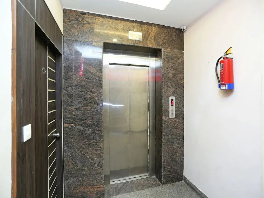 OYO 7209 Hotel Rama Palace