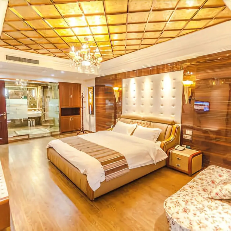 Yuanlai Hotel