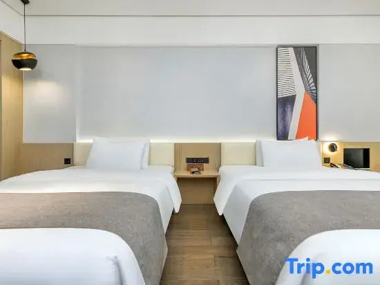 Saint Hotel
