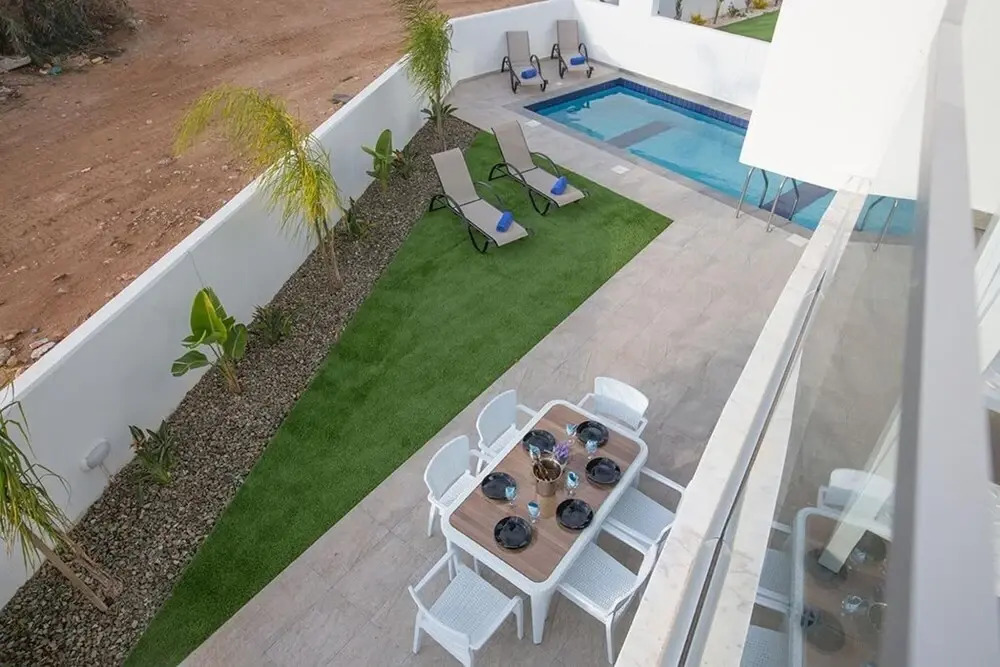 Villa Nataly AQ Ol24