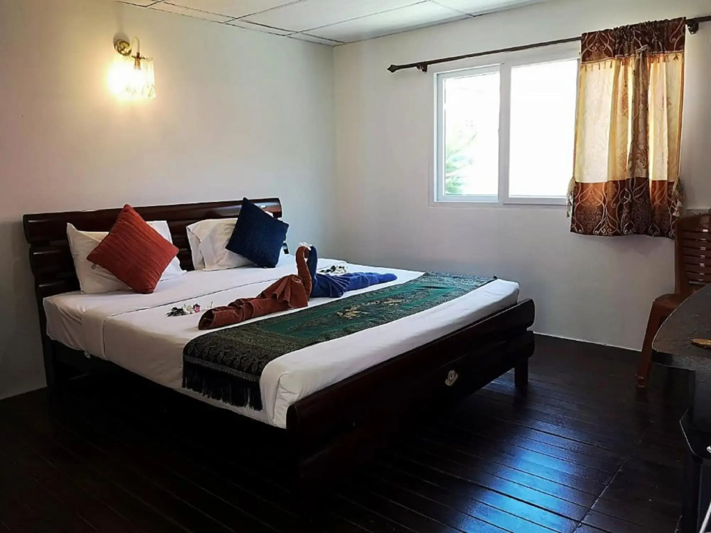 Phi Phi Ba Kao Bay Resort