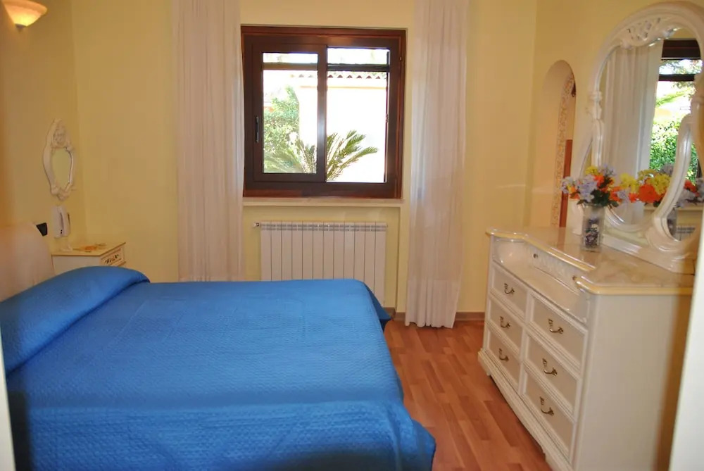Holiday House for 6 Persons Near the Beach