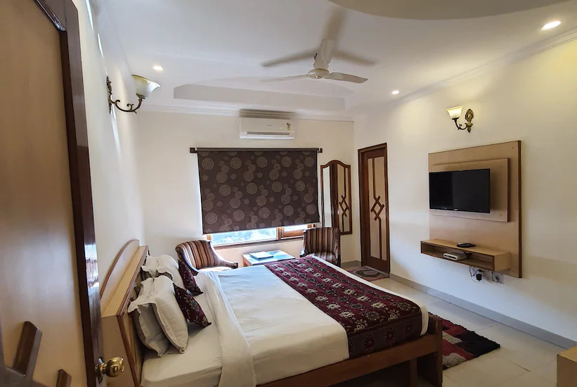 OYO 2529 Hotel Siddharth Residency