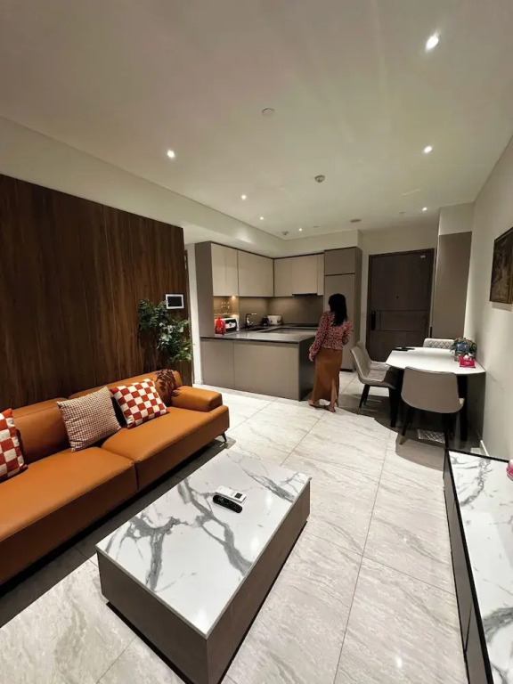 Nice Apartments at Metropole Thu Thiem