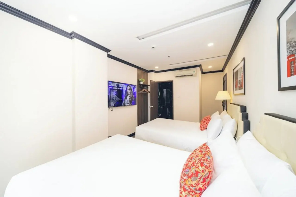 Kim Long Chau Hotel