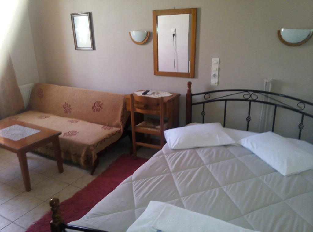 Hera Hotel