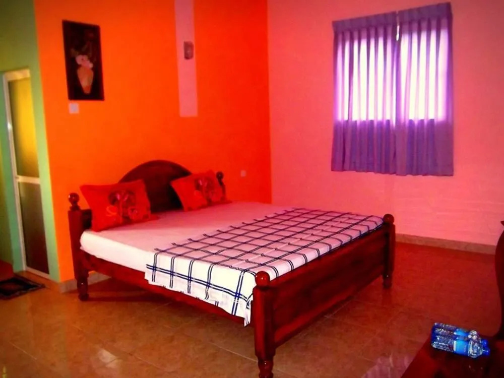 Papaa Palace