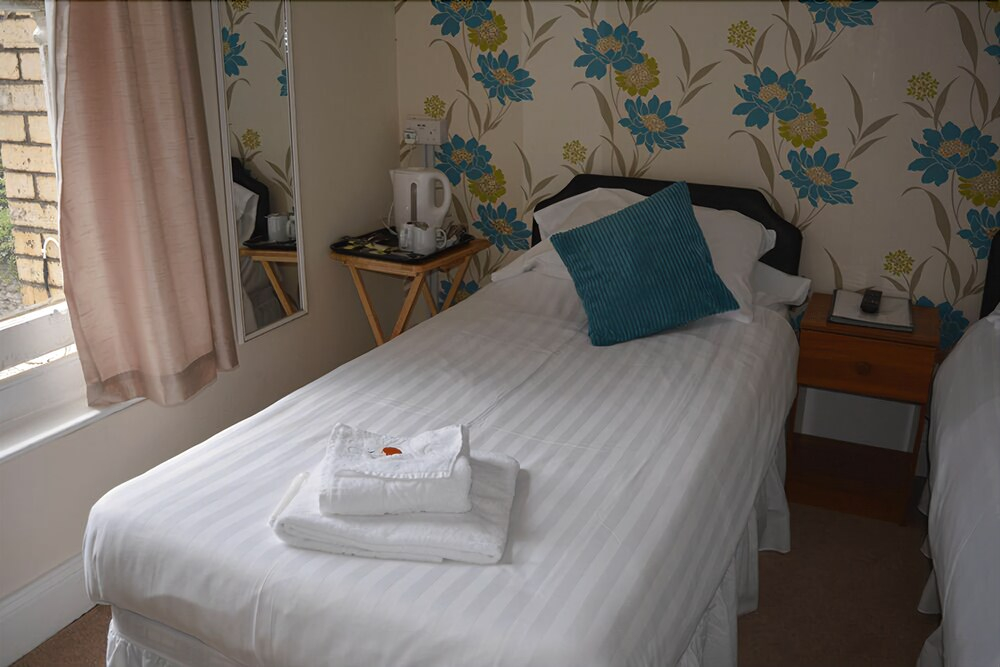 Torrs Hotel