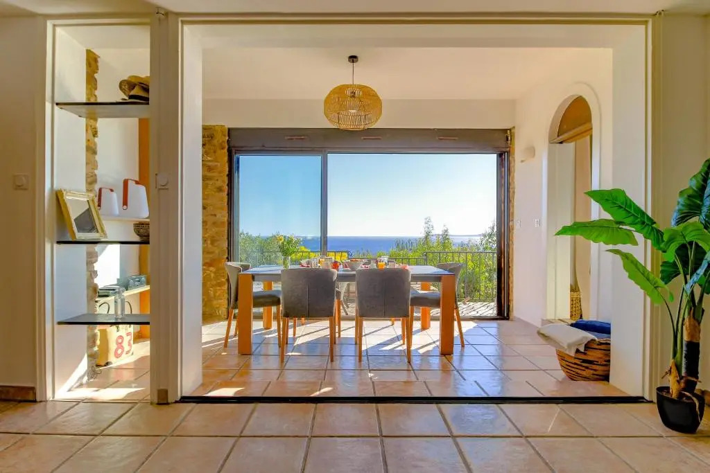 SELECT'SO HOME - Résidence Rose des vents - Vue panoramique - Services hoteliers & Prestations de qualité - RV180