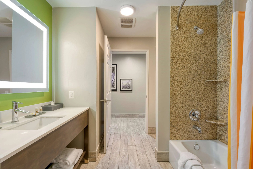 La Quinta by Wyndham Visalia/Sequoia Gateway
