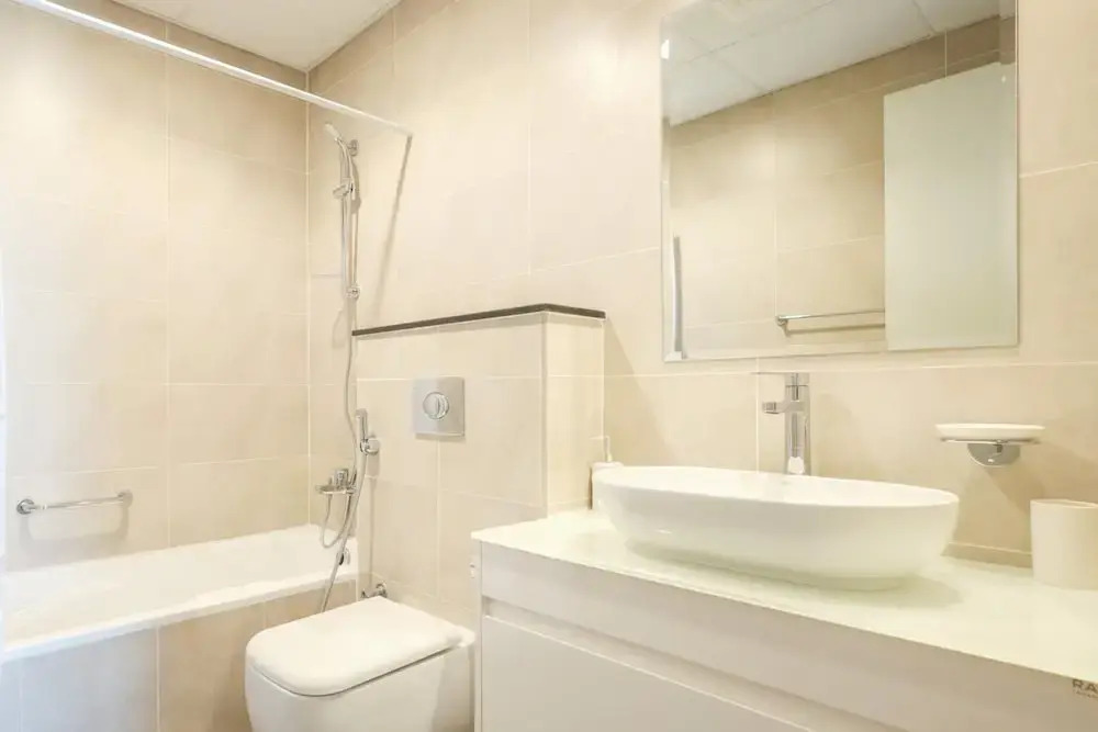 Elite LUX Holiday Homes - Serene Golf View Living 1 BHK in Damac Hills Dubai