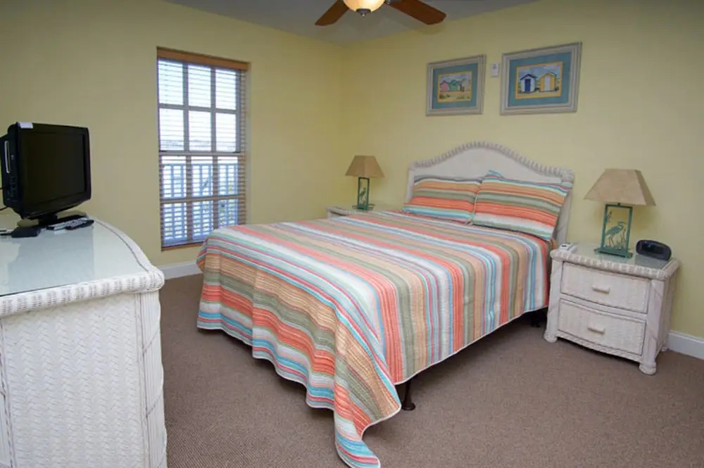 Ocean Marsh by Elliott Beach Rentals