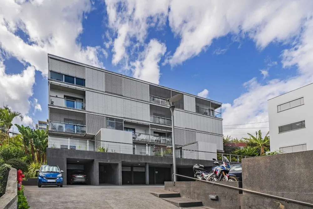 Near the Funchal Centre - Barreiros II