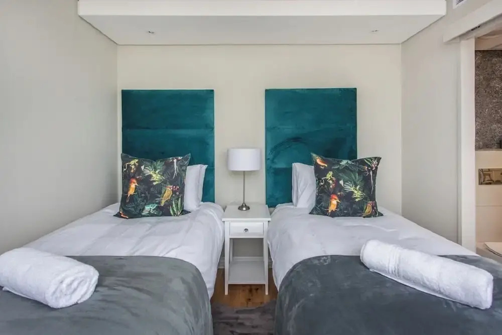 The Docklands 2 Bed Executive Apartment
