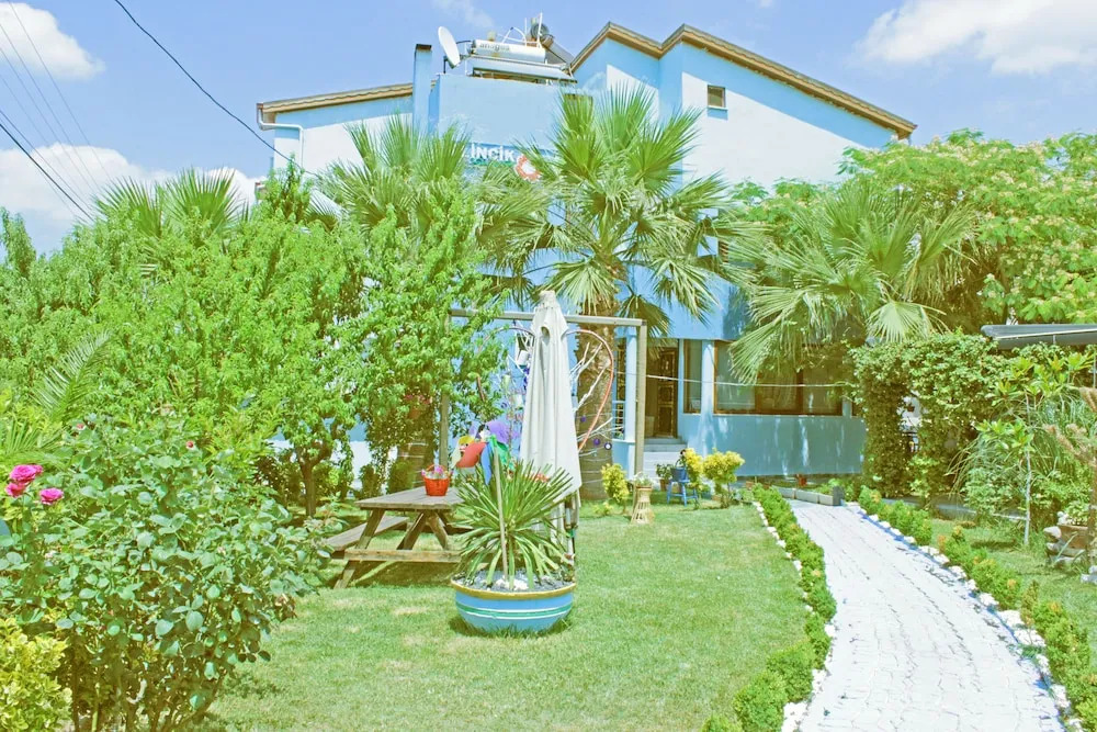 Geyikli Gelincik